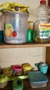 Food storage selves